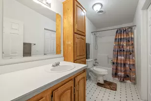 250 Burns St, Klamath Falls, OR 97603 - Photo 27