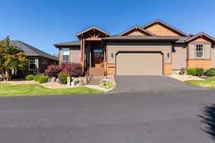 8413 Forest Ridge Loop, Redmond, OR 97756 - Photo 1