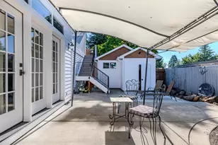 2204 Meals Dr, Medford, OR 97501 - Photo 59