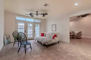 2204 Meals Dr, Medford, OR 97501 - Photo 11