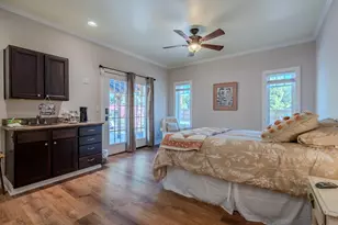 2204 Meals Dr, Medford, OR 97501 - Photo 37