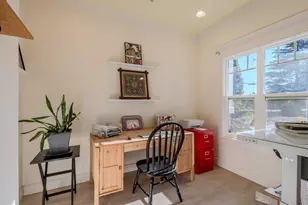 2204 Meals Dr, Medford, OR 97501 - Photo 27