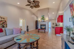 2204 Meals Dr, Medford, OR 97501 - Photo 7