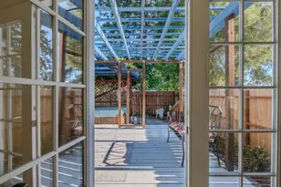 2204 Meals Dr, Medford, OR 97501 - Photo 29