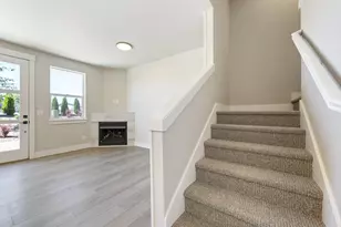 20530 NE Empire Ave, Bend, OR 97701 - Photo 7