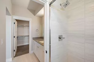 20530 NE Empire Ave, Bend, OR 97701 - Photo 25