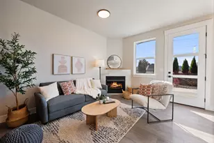 20532 NE Empire Ave, Bend, OR 97701 - Photo 15