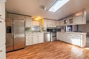 97940 W Benham Ln, Brookings, OR 97415 - Photo 17