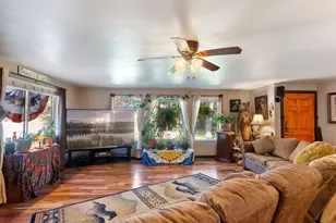 19275 Cherokee Rd, Bend, OR 97702 - Photo 11