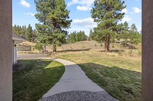 3808 Old Fort Rd, Klamath Falls, OR 97601 - Photo 9