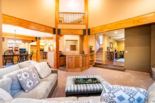 60766 Golf Village Loop, Bend, OR 97702 - Photo 11