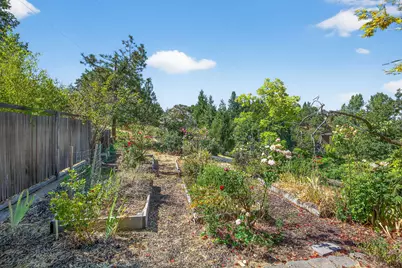 4360 N Foothill Road, Medford, OR 97504 - Photo 55