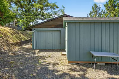 4360 N Foothill Road, Medford, OR 97504 - Photo 53