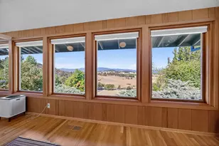 4360 North Foothill Road, Medford, OR 97504 - Photo 15