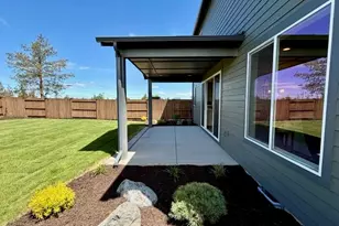 4317 SW Reindeer Ave, Redmond, OR 97756 - Photo 53