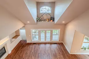 3909 Crystal Springs Dr, Medford, OR 97504 - Photo 9