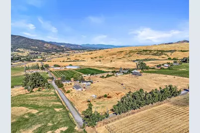 1330 N Mountain Avenue, Ashland, OR 97520 - Photo 45