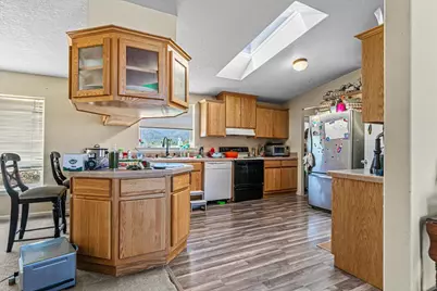 1330 N Mountain Avenue, Ashland, OR 97520 - Photo 9