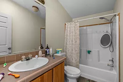 1330 N Mountain Avenue, Ashland, OR 97520 - Photo 21