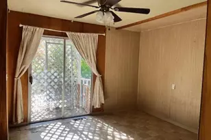 208 W Main St, Rogue River, OR 97537 - Photo 3