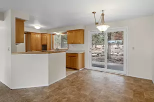 62540 Eagle Rd, Bend, OR 97701 - Photo 9