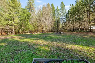6324 E Evans Creek Road, Rogue River, OR 97537 - Photo 25
