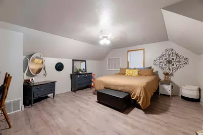 6324 E Evans Creek Road, Rogue River, OR 97537 - Photo 13