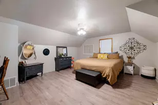 6324 E Evans Creek Rd, Rogue River, OR 97537 - Photo 13