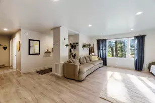 6324 E Evans Creek Rd, Rogue River, OR 97537 - Photo 7