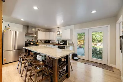 6324 E Evans Creek Road, Rogue River, OR 97537 - Photo 9