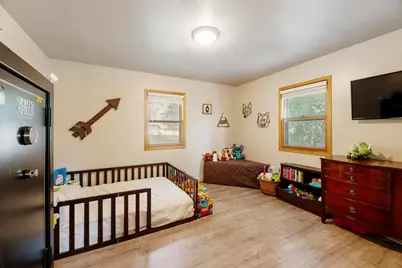 6324 E Evans Creek Road, Rogue River, OR 97537 - Photo 15