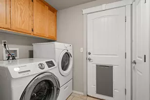 1735 Pearl Eye Ln, Medford, OR 97504 - Photo 19