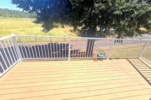 1390 Lakeshore Dr, Klamath Falls, OR 97601 - Photo 15