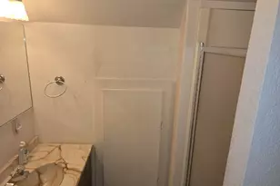 1390 Lakeshore Dr, Klamath Falls, OR 97601 - Photo 11