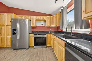 449 Fee St, Butte Falls, OR 97522 - Photo 11