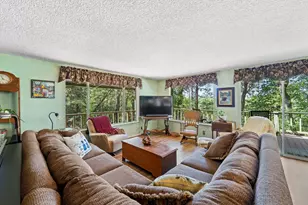 390 Trollview Rd, Grants Pass, OR 97527 - Photo 3