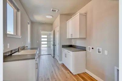 914 NW 19th Street, Redmond, OR 97756 - Photo 31