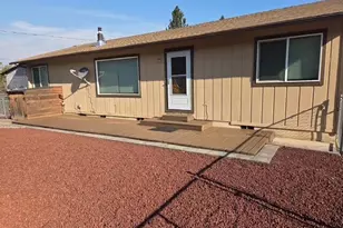 375 Jordan Creek Rd, Riddle, OR 97469 - Photo 3