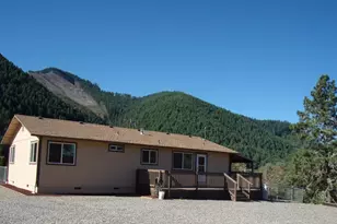 375 Jordan Creek Rd, Riddle, OR 97469 - Photo 5