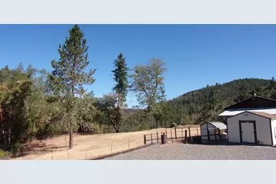 375 Jordan Creek Road, Riddle, OR 97469 - Photo 11