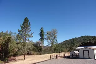 375 Jordan Creek Rd, Riddle, OR 97469 - Photo 11