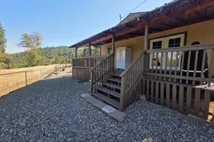 375 Jordan Creek Rd, Riddle, OR 97469 - Photo 1