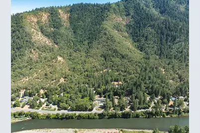 7827 Rogue River Highway, Grants Pass, OR 97527 - Photo 25