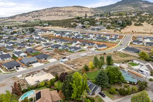 2749 Pronghorn Ln, Medford, OR 97504 - Photo 35