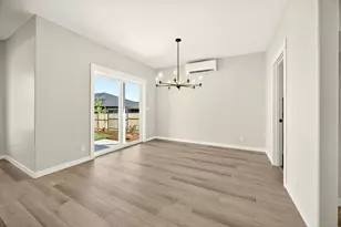 3727 Carlin Dr, Medford, OR 97504 - Photo 11