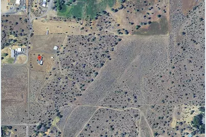 250 SE Steele Street, Madras, OR 97741 - Photo 5