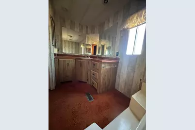 250 SE Steele Street, Madras, OR 97741 - Photo 17