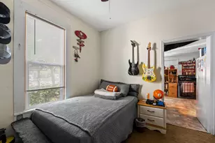 214 N Peach St, Medford, OR 97501 - Photo 9