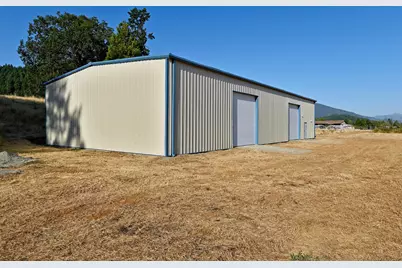 4240 Lake Shore Drive, Selma, OR 97538 - Photo 3