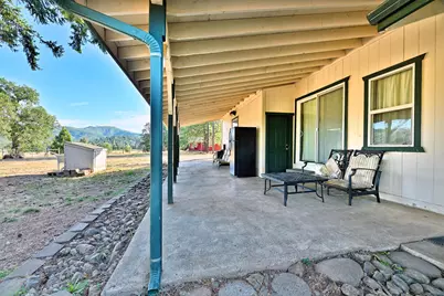 4240 Lake Shore Drive, Selma, OR 97538 - Photo 13